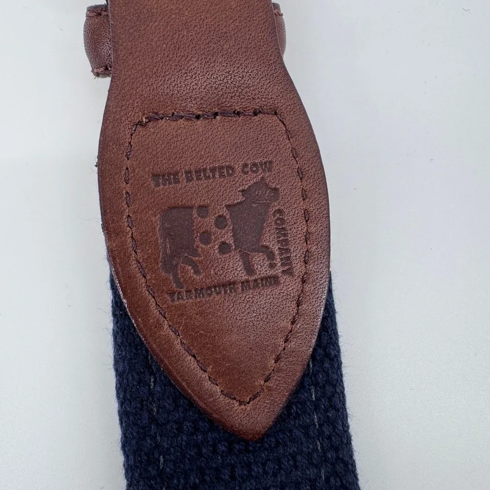 The Belted Cow Blue Crab Canvas Belt Men‎ 46 Navy Leather Trim Nautical Preppy